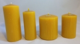 Kerzenset: 4 Stück Kerzen unterschiedlicher Größen aus 100 %